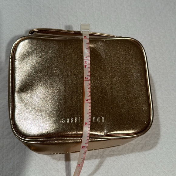 Bobbi Brown metallic cosmetic case - Picture 8 of 10